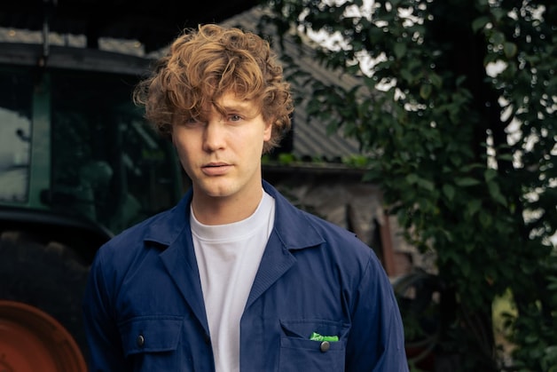 Kijktip: vegan influencer Wouter en het korte leven van knuffelkalf ...