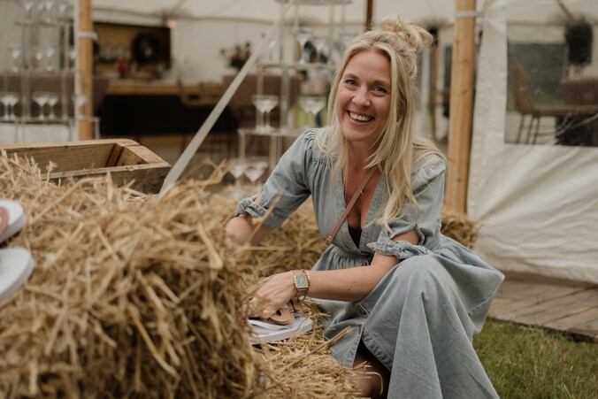 Weddingplanner Laura (36) is in één keer alles kwijt op social media ...