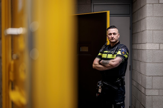 Zijn vader werd voor zijn ogen neergeschoten, in Nederland maakt Jamal ...