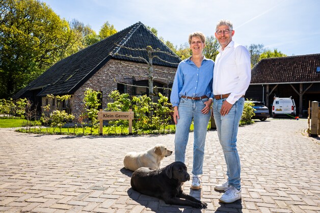 Jan Sjirk (53) en Martine (54) openen vakantiehuisjes met extra zorg in ...