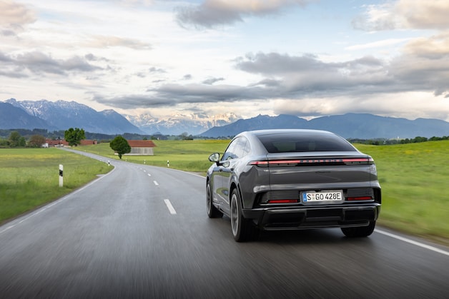Porsche Cayenne S Coupé Electric