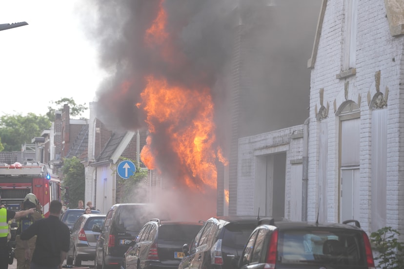 Nasleep en rookontwikkeling bij de brand