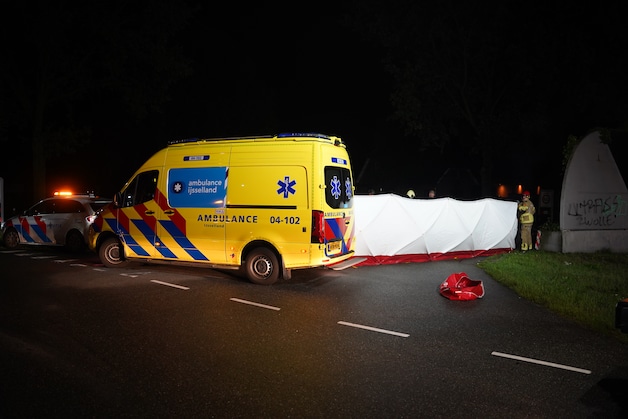 Man (41) uit Zwolle omgekomen bij ongeluk midden in de nacht tussen  Hoonhorst en Zwolle | Regio | De Stentor.nl