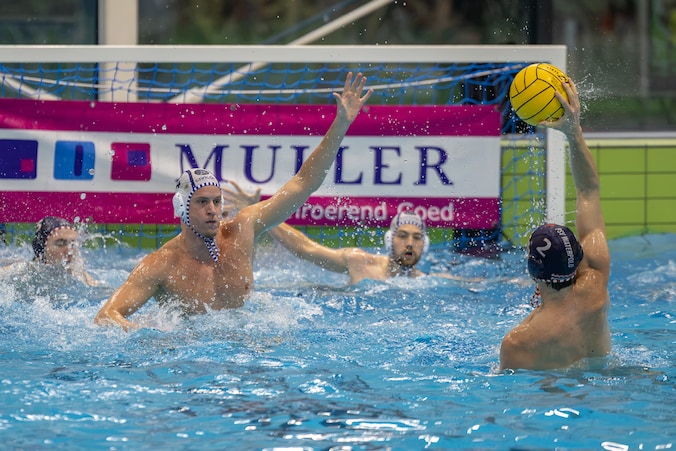 SWOL 1894 wil geen eendagsvlieg zijn in de eredivisie waterpolo | Sport ...