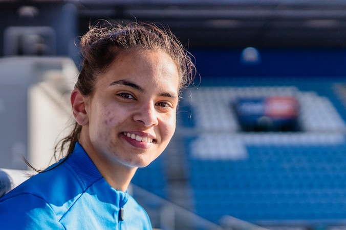 Amy Banarsie helpt PEC Zwolle Vrouwen in blessuretijd met een knal aan ...