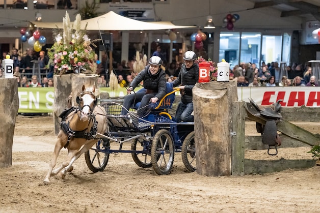 Spectaculaire ontknopingen tijdens sfeervolle Nijkerkse Menindoor: 'Dit ...