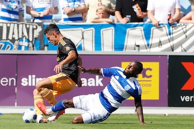 De harde tackle van Sherel Floranus verandert alles voor PEC Zwolle: ‘Ik laat het team in de steek’