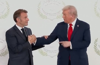 KIJK | Macron en Trump schudden elkaar 27 seconden de hand