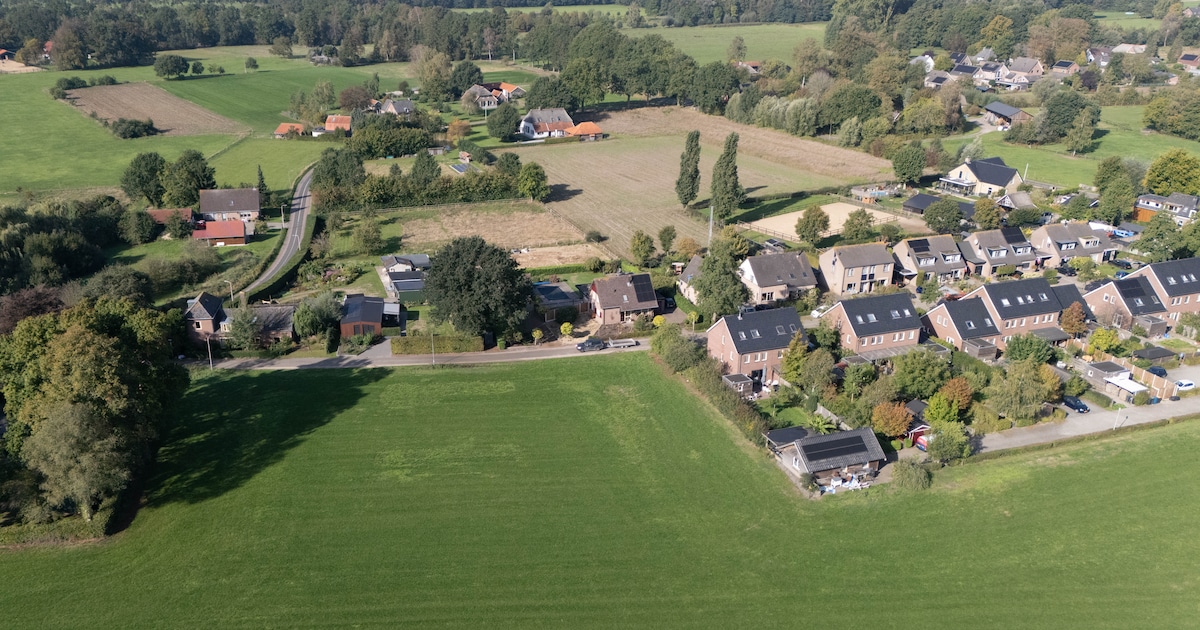 Oeken telt nu zo’n zeventig huizen, straks komen er dertien sociale huurwoningen bij