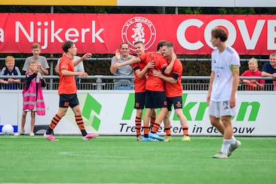 Sparta zoekt eerste zege, SDVB en Hoogland openen en districtsbeker van start