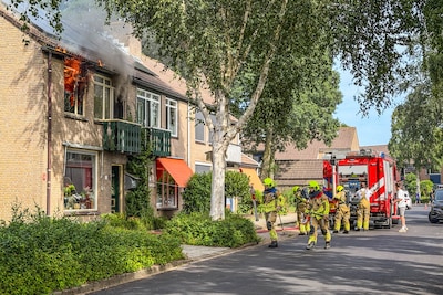 Uitslaande woningbrand in Nijkerk: bewoners kunnen huis tijdig verlaten