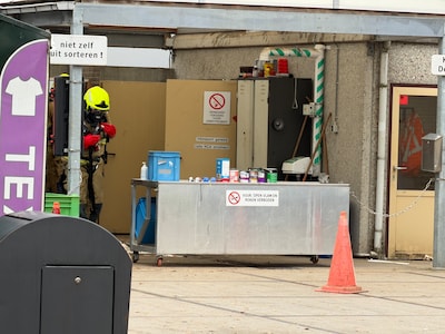 Gemeentewerf Putten op slot door schuimend vaatje