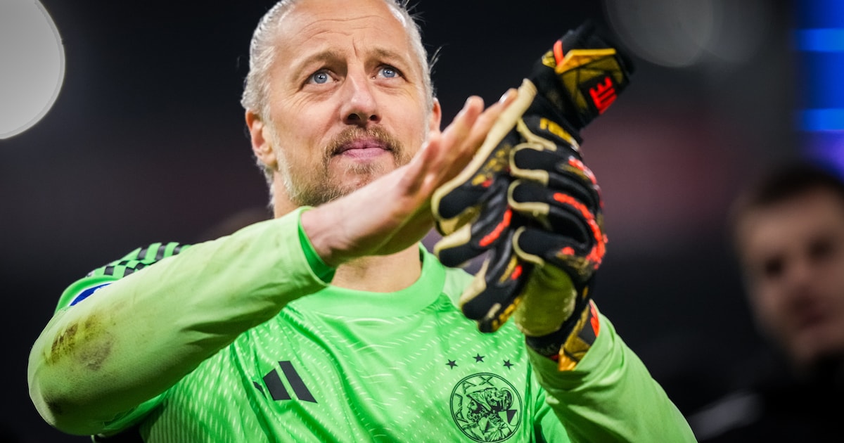 Remko Pasveer (42) verlaat Ajax: doelman op weg naar Heracles Almelo