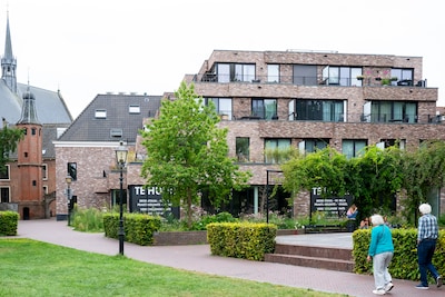 Na jaren negeren buigt pandbaas dan toch: huren in omstreden complex in Harderwijk moeten omlaag