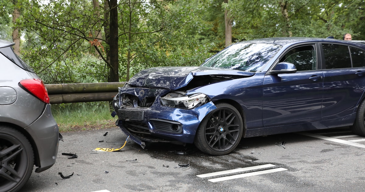 Drie auto’s botsen op Kanaal Zuid bij Lieren