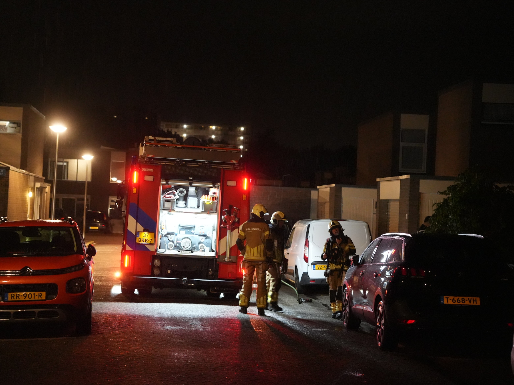 Brand in wasmachine zorgt voor flinke rookoverlast in Zwolle