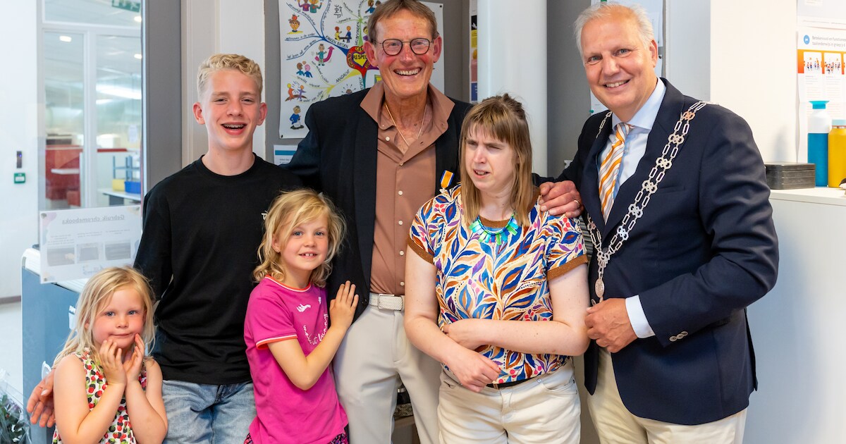 Lintje voor inwoner van Heino die altijd klaarstaat voor anderen