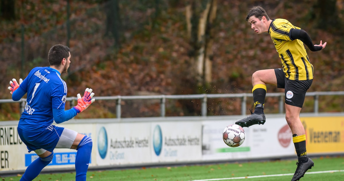 Beekbergen lijkt ergste schrik inmiddels weer te boven: ‘Voetballen is vaak niet meer dan een bijzaa
