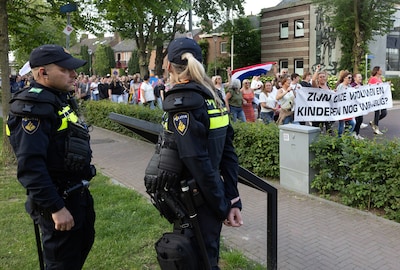 Vijf mannen die zijn aangehouden bij asielprotest Didam weer vrij, maar moeten wel flink betalen