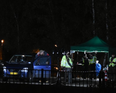 Marechaussee, politie en douane controleren ’s nachts honderden auto’s bij ’t Harde