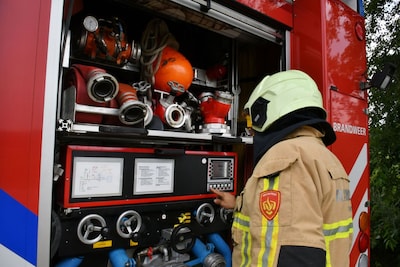 Grote brand in Borculo zorgt voor flinke schade aan stal