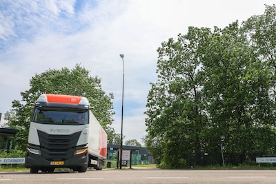 Ondernemer mag officieel geen bezwaar maken tegen verwijderen van uitvoegstrook Apeldoorn