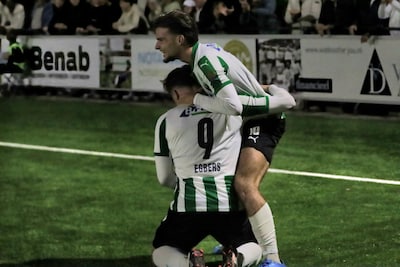 Bekervoetbal haalt al jaren het beste bij Hadde Pleijsier en Genemuiden naar boven
