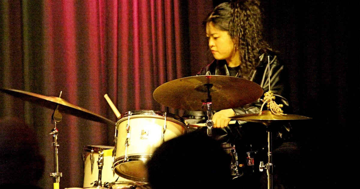 Zuid-Koreaanse drummer Sun-Mi Hong treedt op in Soest
