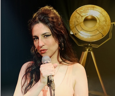 Zangeres Nani brengt ode aan Amy Winehouse in Vorden