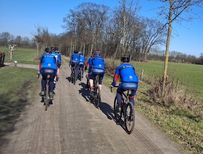 Toerclub Zelhem houdt voorjaarsfietstochten in Zelhem