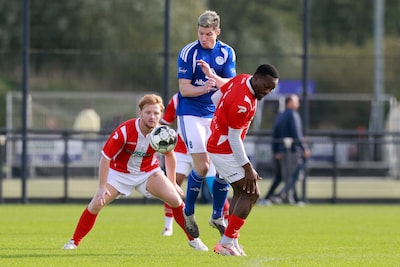 Grote uitslagen, Veensche Boys verpest weekend van Peters en Hoogland hekkensluiter: dit is het voet