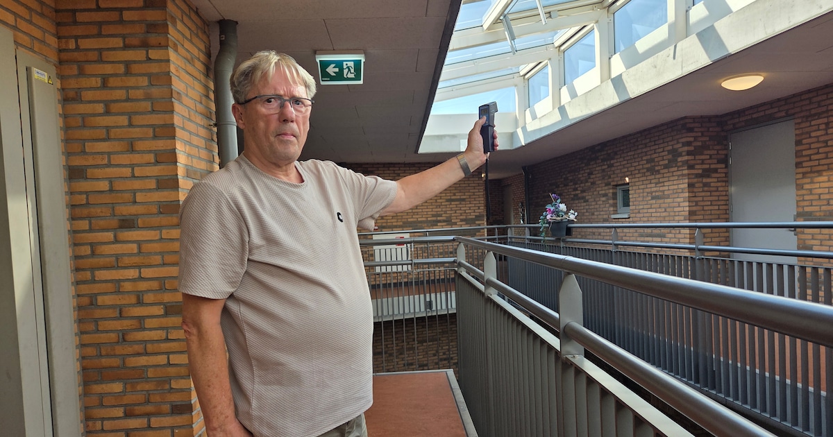 Bij Koos (74) wordt het 47 graden in de flat in Zwolle: ‘Ongezond ...