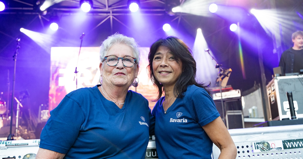 Een lach en een traan bij het 25ste Slobberfeest: ‘In gedachten proosten we nog een keer op Bert’