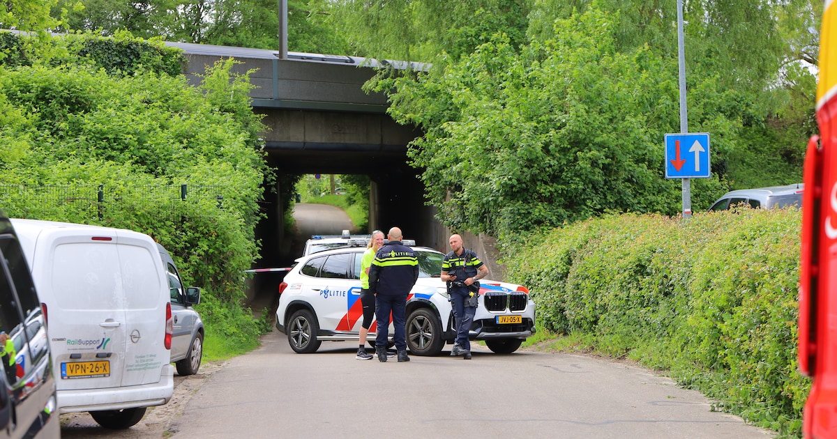 Bom uit Tweede Wereldoorlog gevonden in Weesp, treinverkeer weer opgestart
