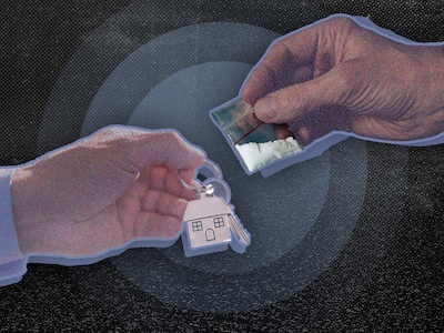 Dealers maandenlang in zijn woning met cocaïne als betaling, dan biecht man (55) alles op bij rechte