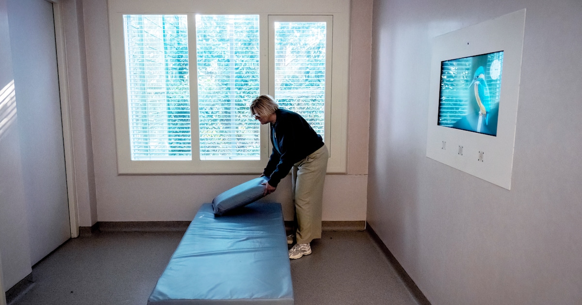 Waarom deze stoffige kamer in Ermelo al drie jaar leegstaat: ‘We komen ...