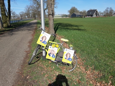 Klachten over verkiezingsactie Lokaal Hellendoorn: ‘Fietsen staan te dicht bij stembureaus’