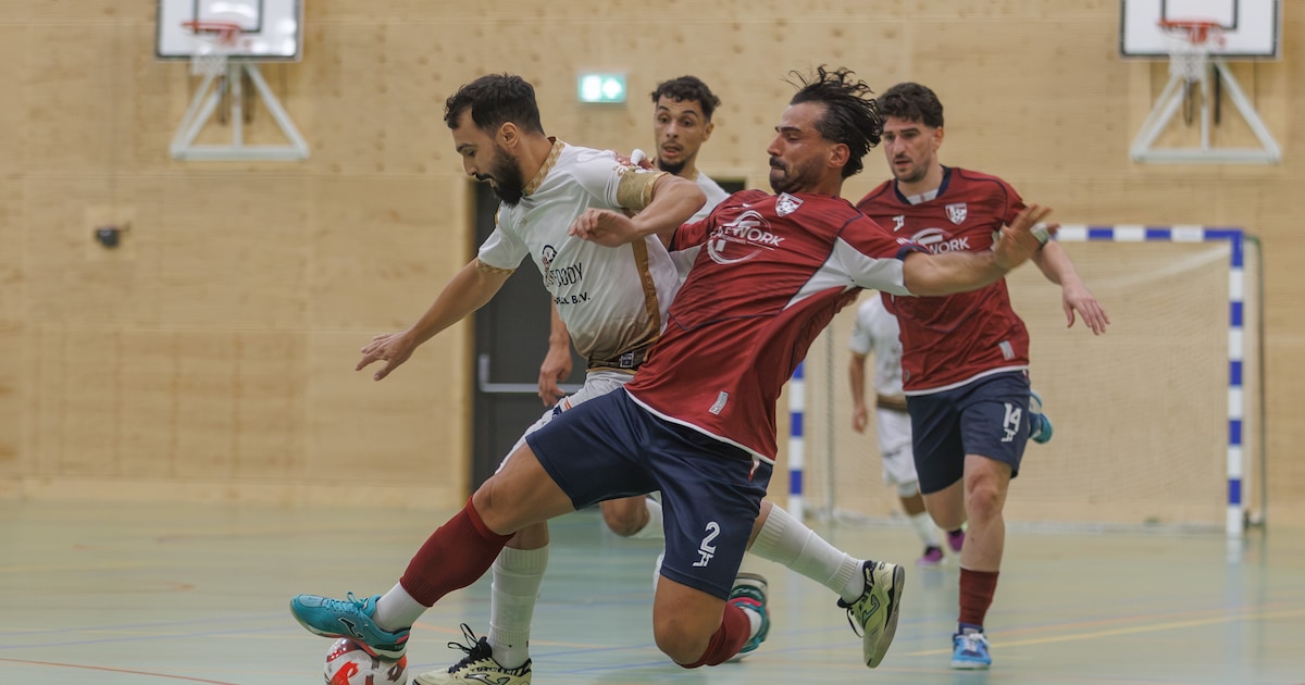 Wedstrijd ZVV Eindhoven gestaakt; KNVB stuurt aan op ‘bezinning’ en haalt twee duels van kalender