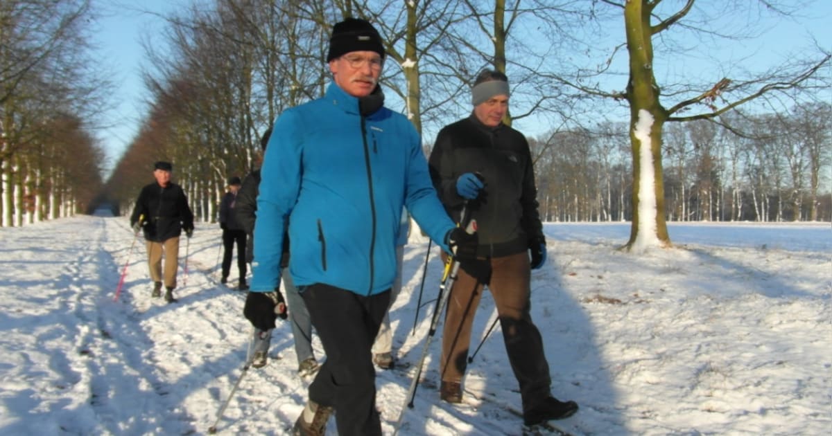 AV Gelre houdt proefles Nordic Walking in Dieren