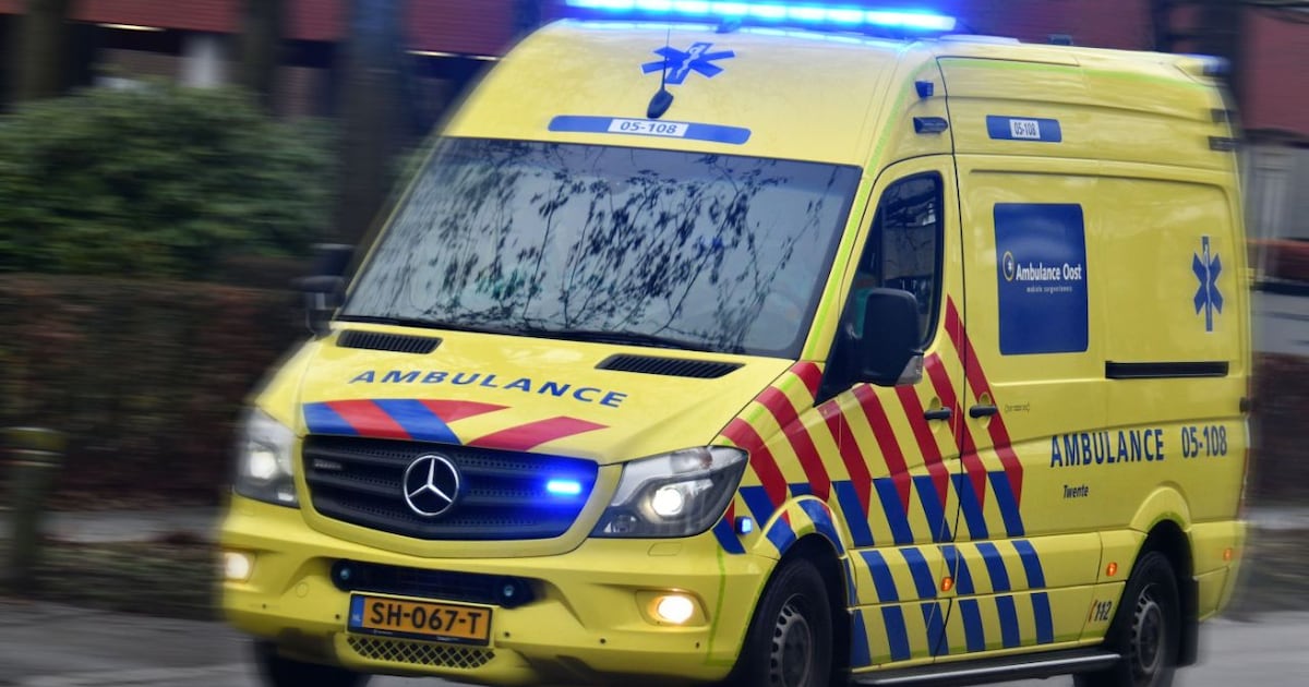 Fietser ten val op Molenweg in Voorthuizen