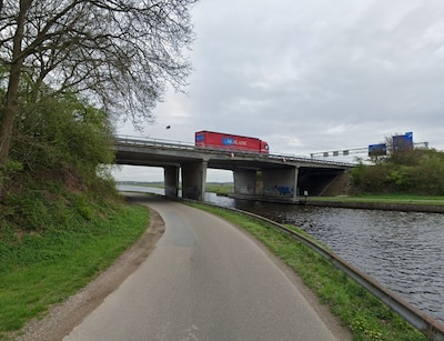 Hardenbergerbrug bij Nijkerk (A28) ‘uit voorzorg’ afgesloten
