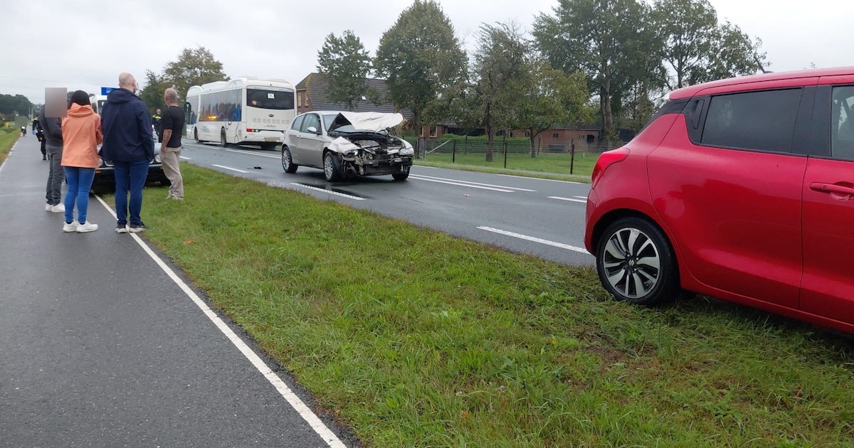 Kop-staartbotsing op N798 tussen Putten en Nijkerk