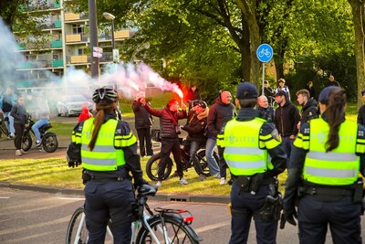 Vier aanhoudingen bij demonstratie op rotonde in Apeldoorn: in totaal nu bijna vijftig arrestaties