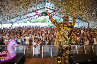 Meer dan tent, bier en muziek: waarom halve dorpen terugkeren voor het tentfeest