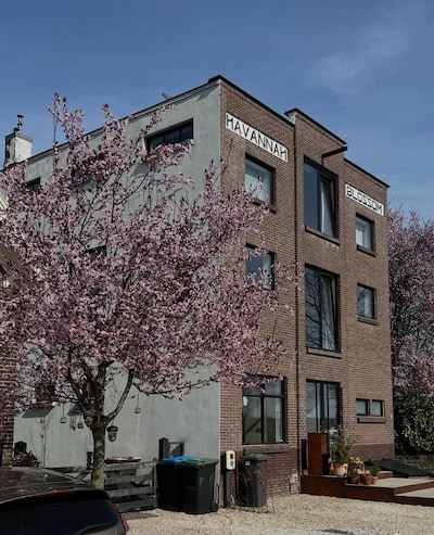 Fundaparel in Apeldoorn: oude sigarenfabriek Havannah Blossom