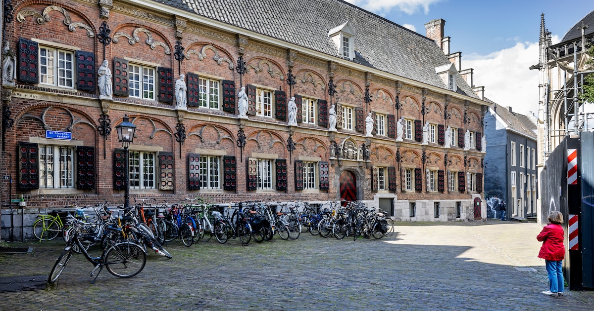 Laatste Latijnse Schooldag in oudste schoolgebouw van Nijmegen