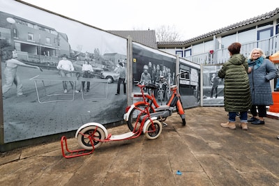 Wim (73) en Henda (71) even terug in hun pionierswoning in Almere: ‘We hadden niks te kiezen’